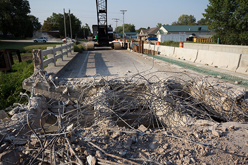 All waste materials generated from MnDOT construction projects must be disposed of or recycled, at facilities approved by the Office of Environmenal Stewardship.