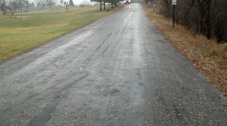 Lightly Surfaced Roads: Stabilized Aggregate Applications