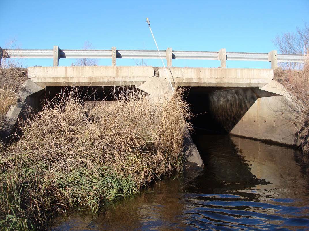 Sediment Transport through Recessed Culverts: Laboratory Experiments