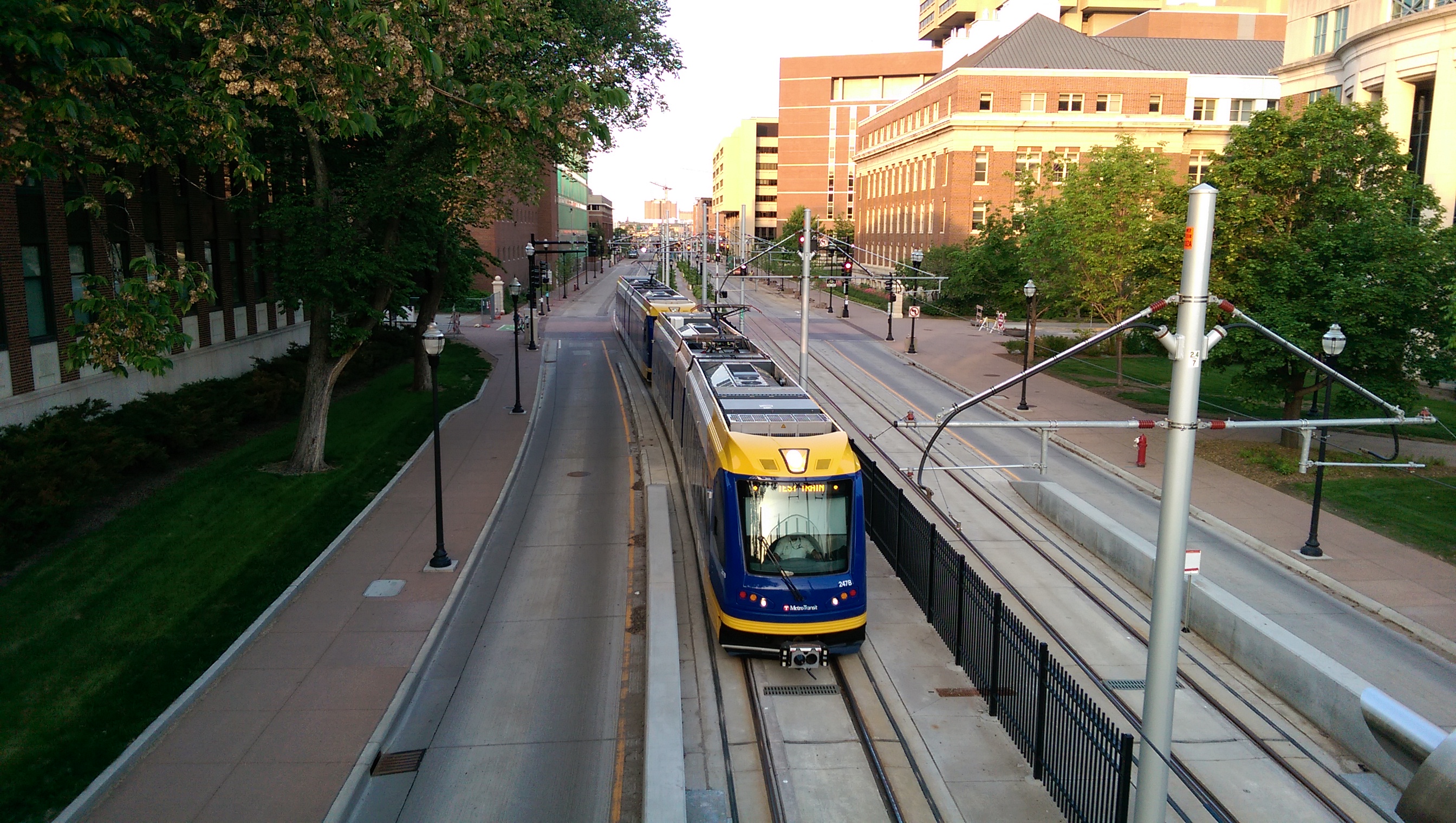 Evaluating Twin Cities Transitways' Performance and Their Interaction with Traffic on Neighboring Major Roads