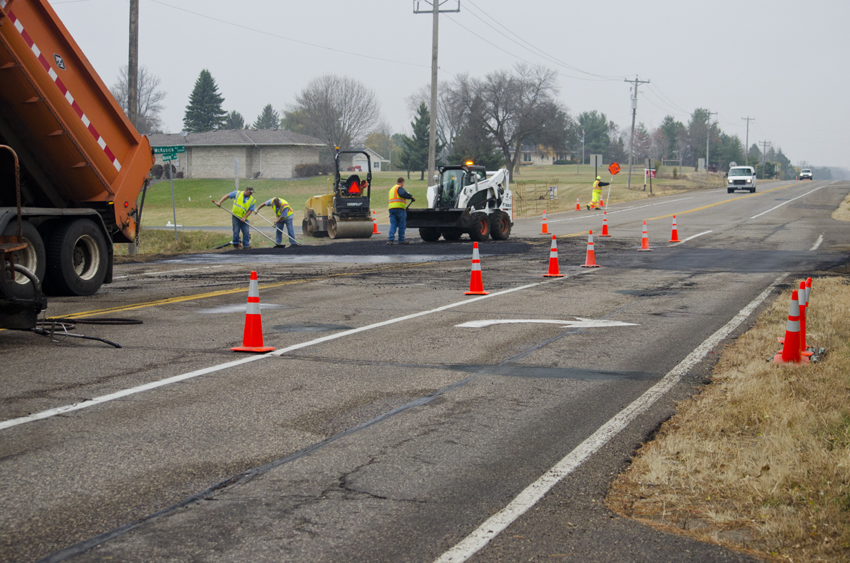 Temporary Traffic Control for Low Volume Roads