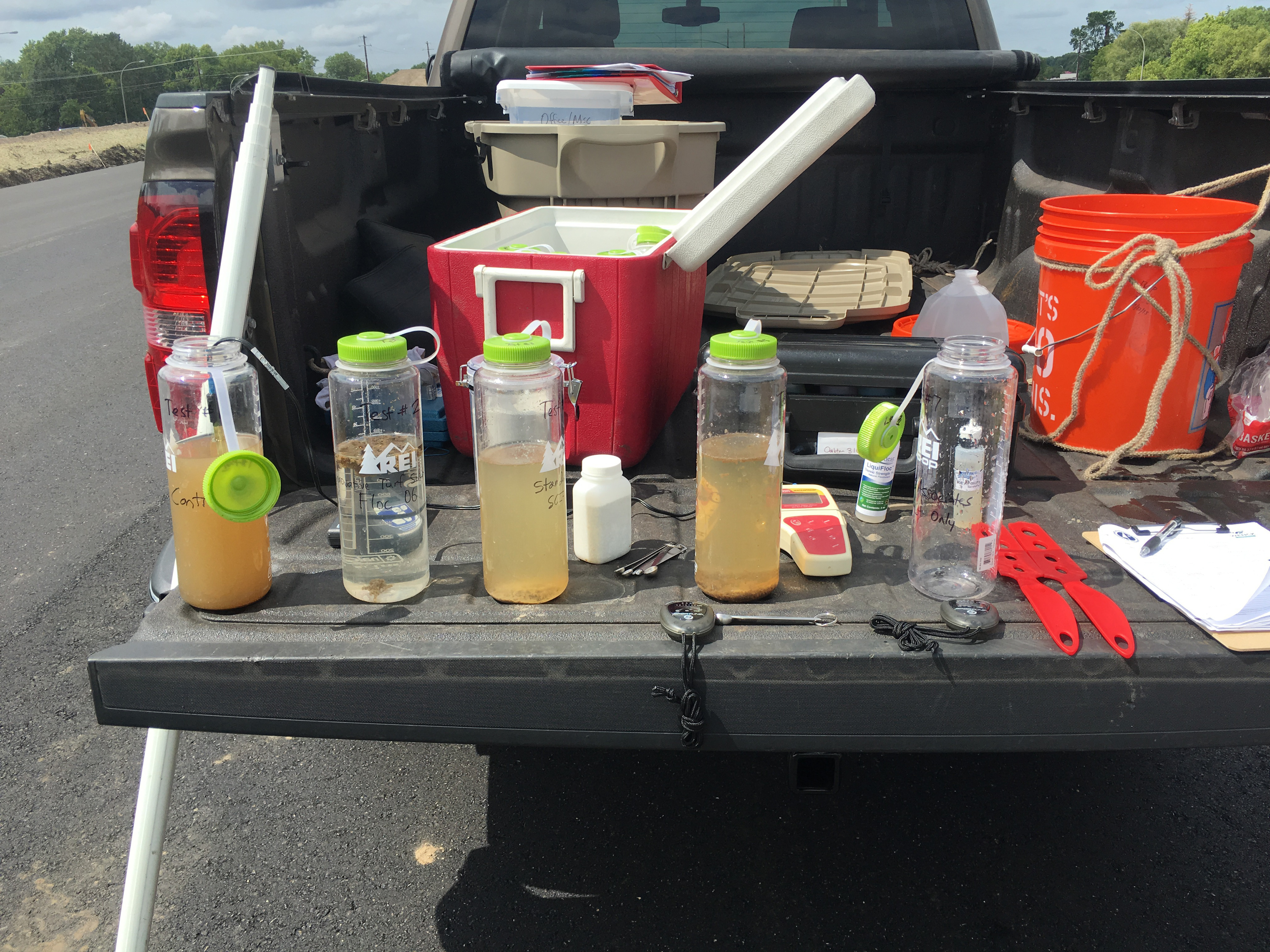 Tailgate Test Kit for Determining Appropriate Sediment Reducing Chemicals and Dose Rates