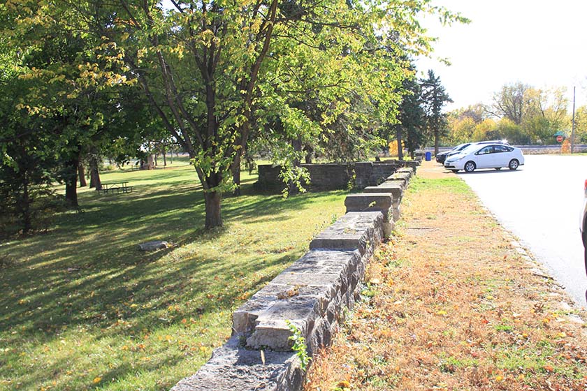 Overlook wall